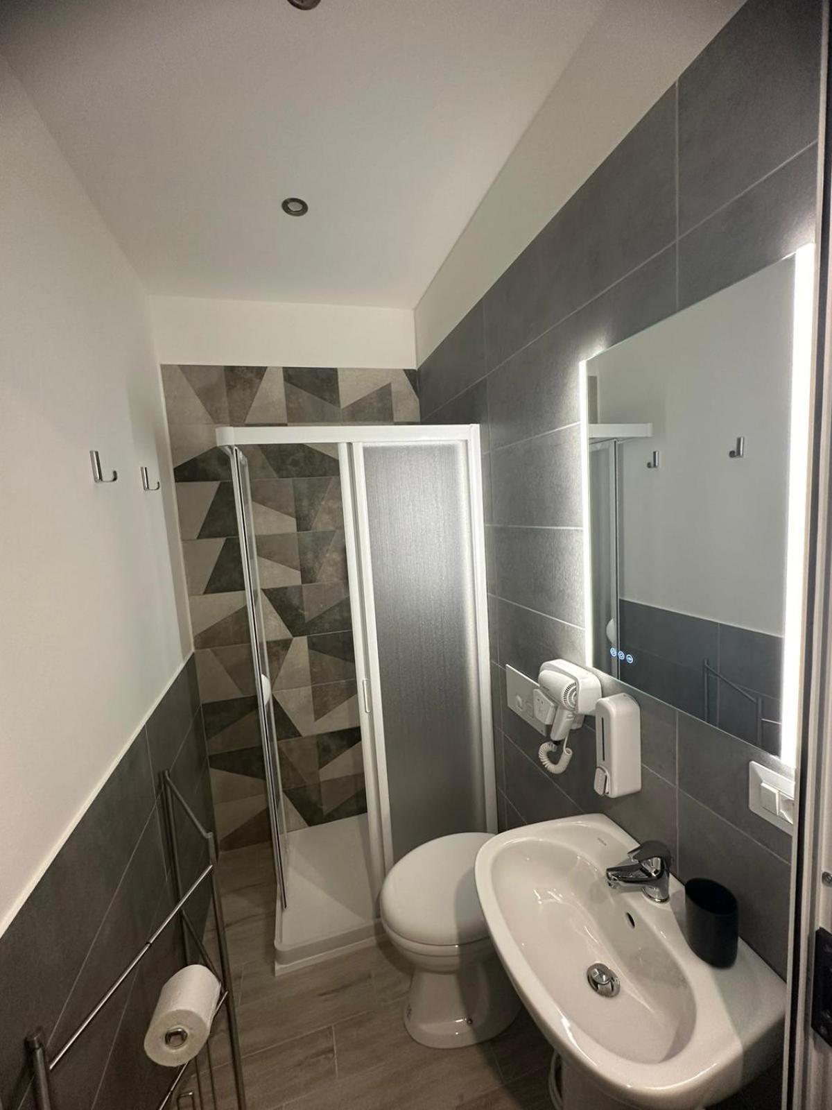 Bari Valona Rooms Zewnętrze zdjęcie